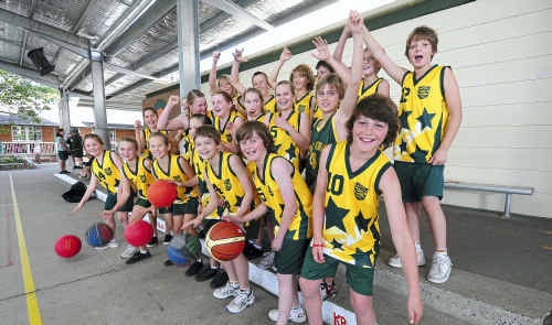 Kororo Primary School’s outstanding basketball record could be shattered by a bureaucratic bungle. Kororo Primary School’s outstanding basketball record could be shattered by a bureaucratic bungle.